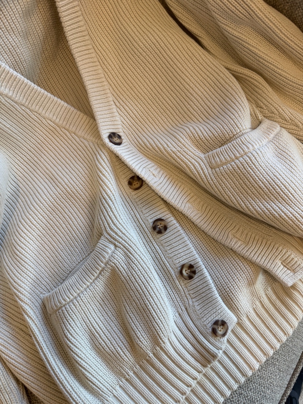 Eddie Bauer Oversized Ivory Ribbed Button Cardigan Size Small